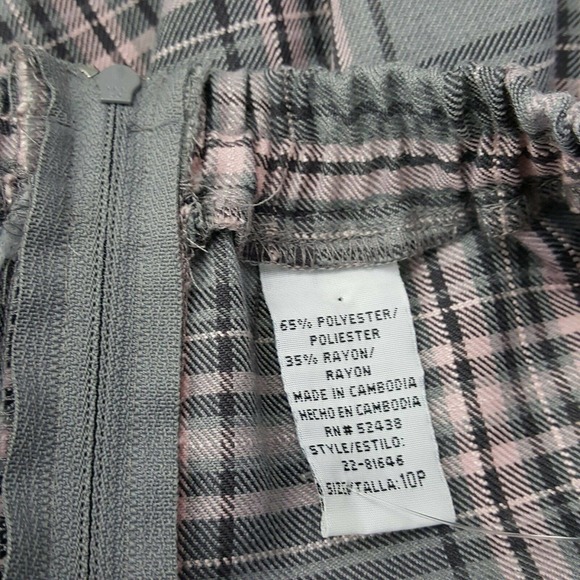 Gray and Pink Plaid Skirt 10P Fringe Trim Long - Picture 7 of 9